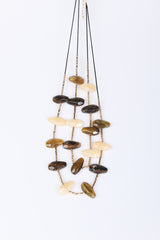 Collana lunga con pendenti