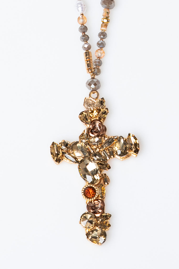 Collana lunga con croce