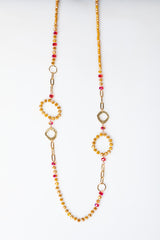 Collana lunga con cerchi