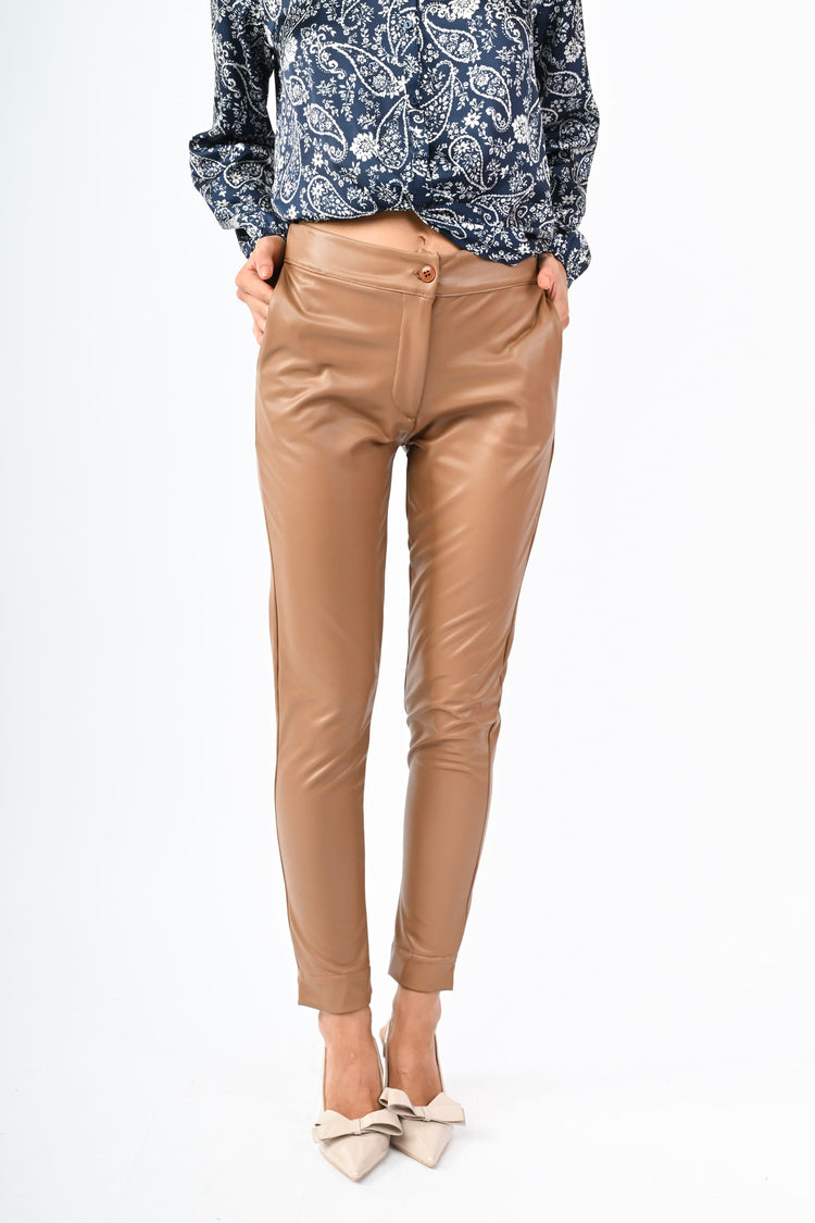 Pantaloni basic similpelle