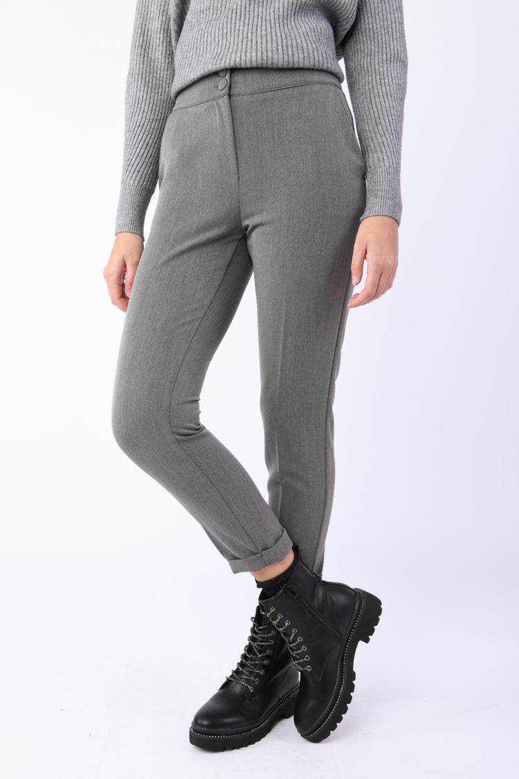 Pantaloni slim-fit con risvolto