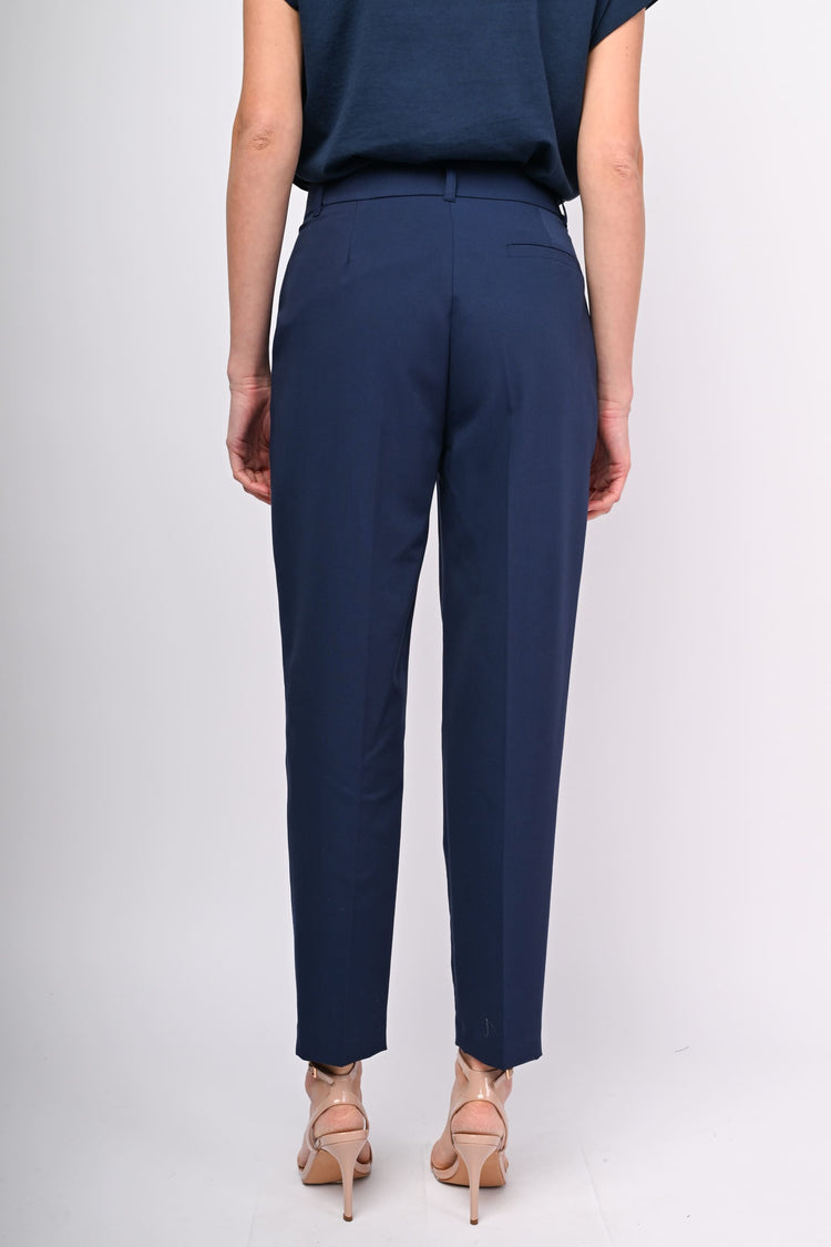 Pantaloni a carota con pinces