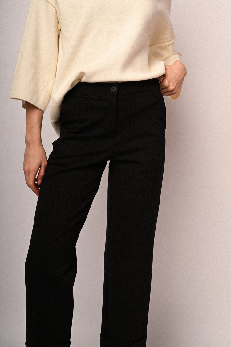 Pantaloni palazzo con risvolto