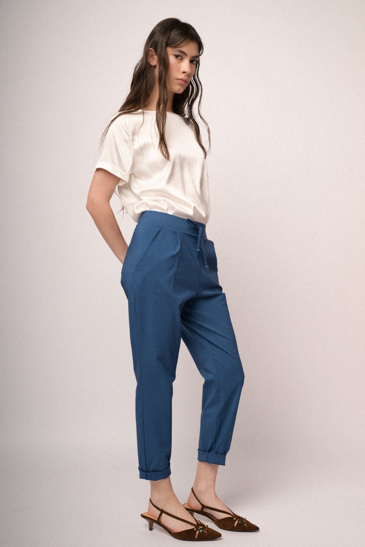 P348BR250AV-26_1_1