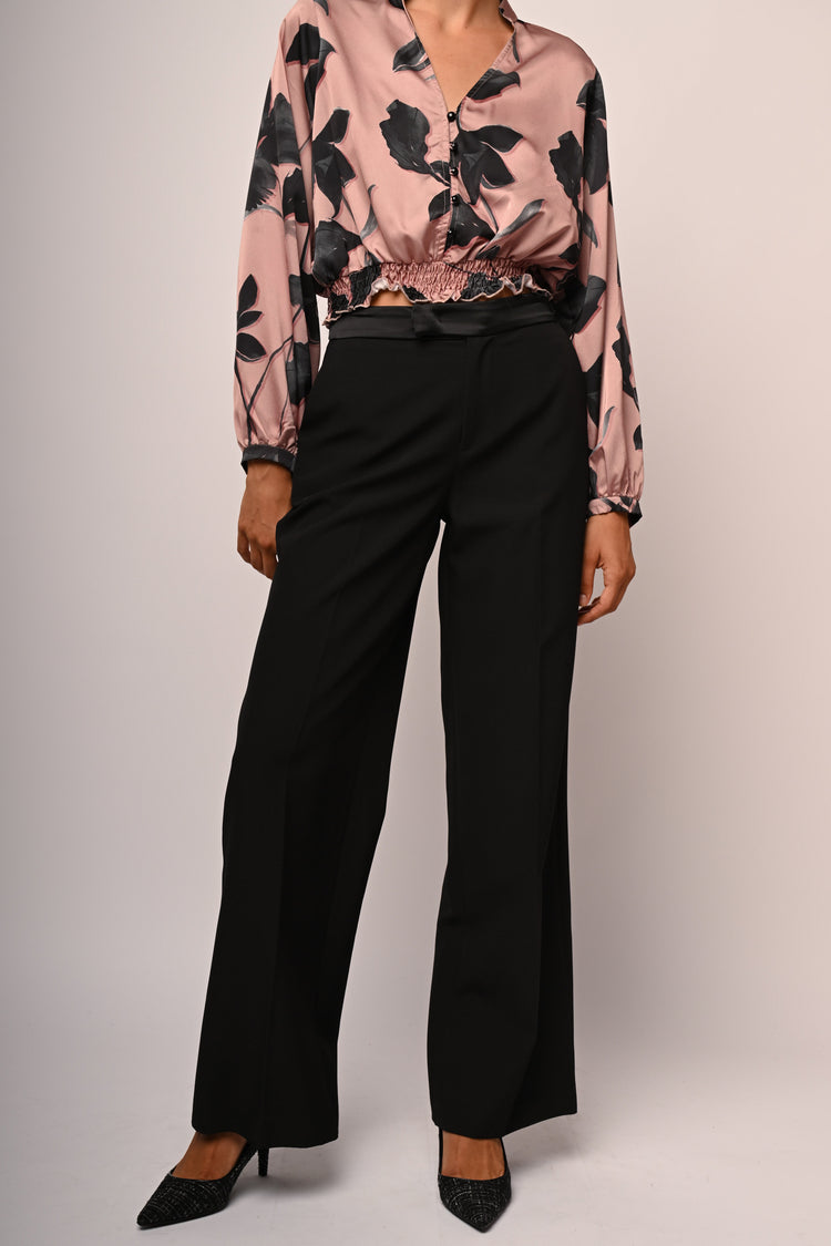 Pantaloni palazzo con cinta in raso