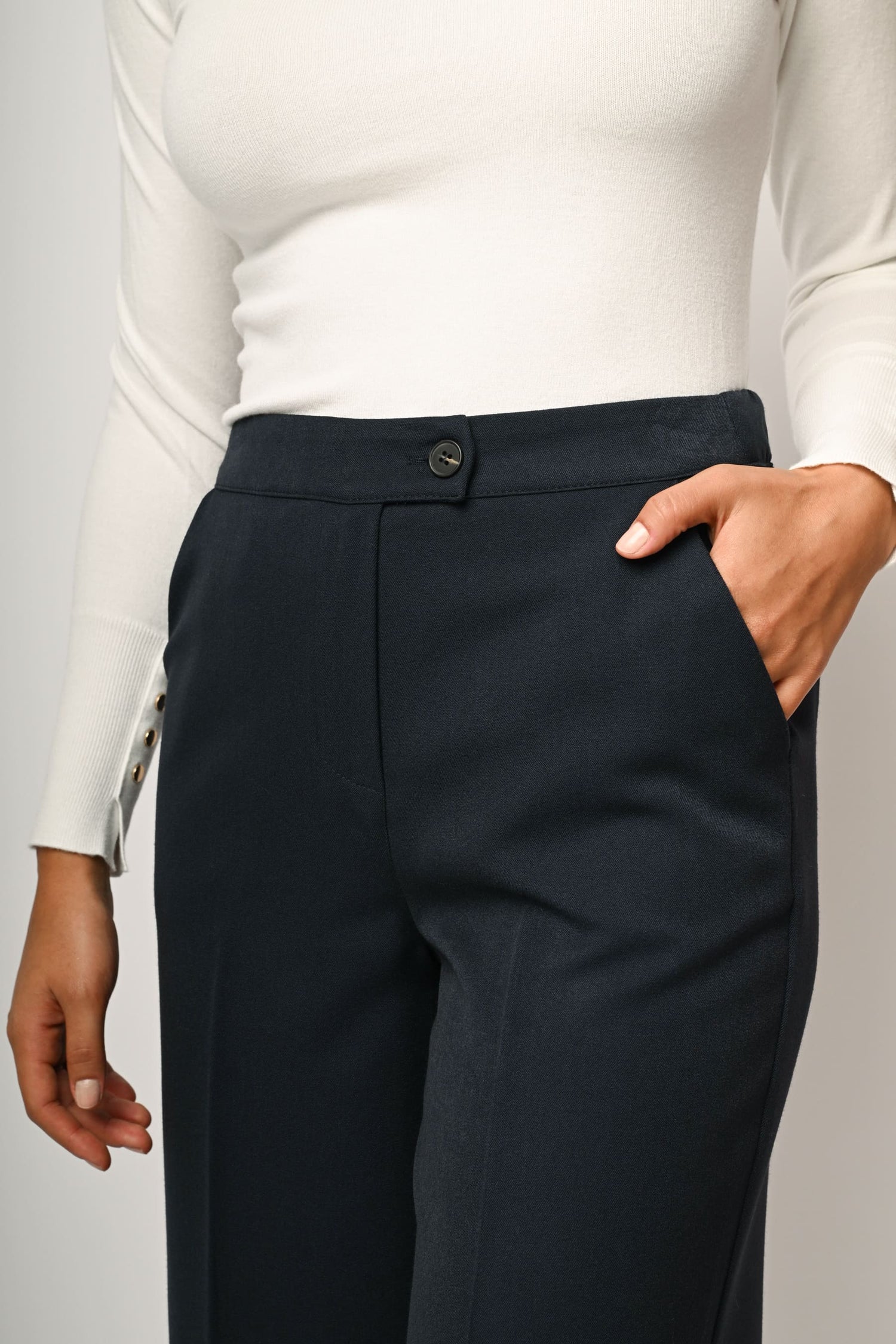 P3571AMNBL-24_5_5