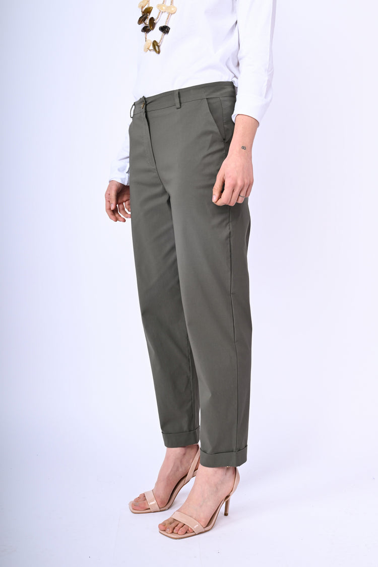 Pantaloni baggy con risvolto