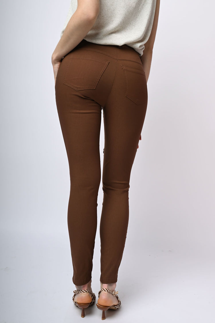 Pantaloni slim-fit misto viscosa