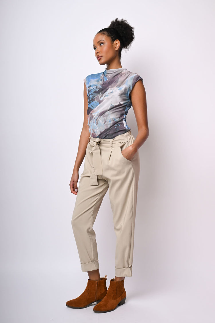 Pantaloni con cintura da annodare