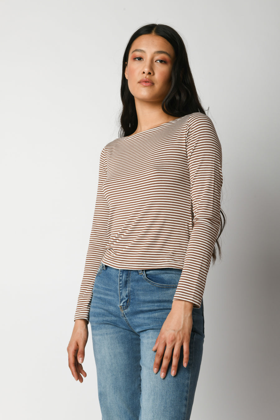 PL18065FAMO-23_2_2