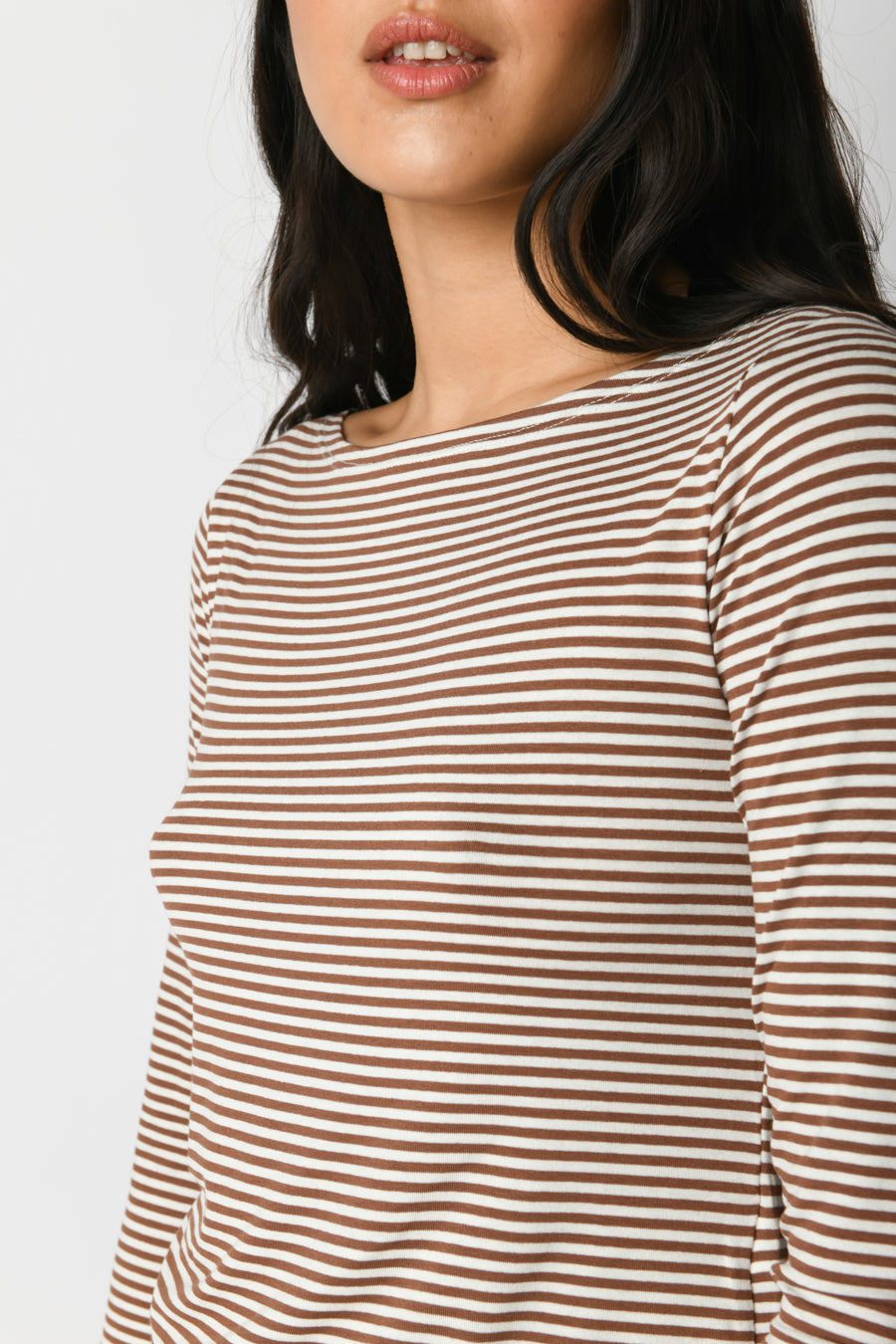 PL18065FAMO-23_4_4