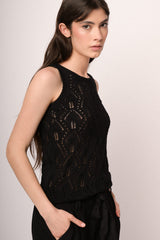 Top in maglia crochet nera