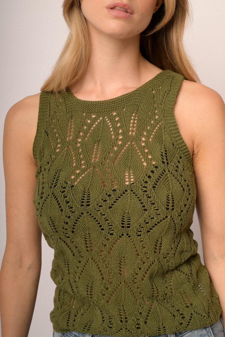 Top in maglia crochet verde oliva