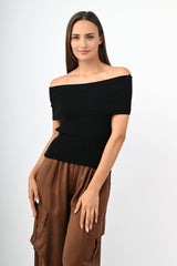 Top alla Bardot in maglia