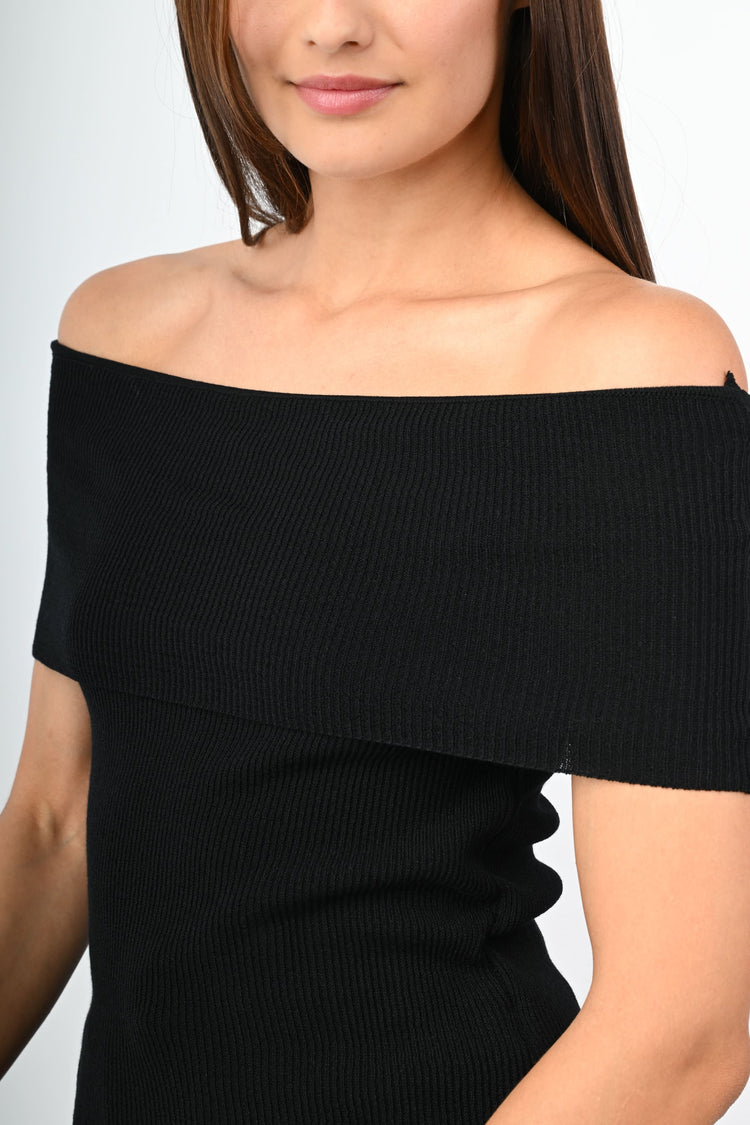 Top alla Bardot in maglia