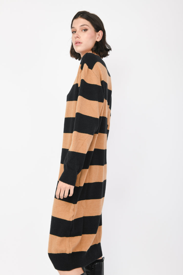 Abito midi in maglia a righe