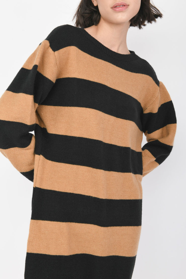 Abito midi in maglia a righe