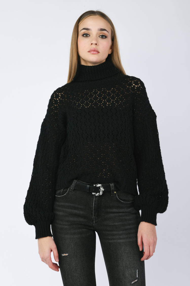 Dolcevita in maglia crochet