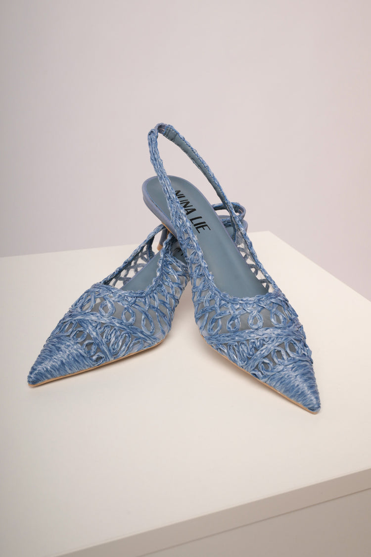 Slingback affusolate in rafia blu denim