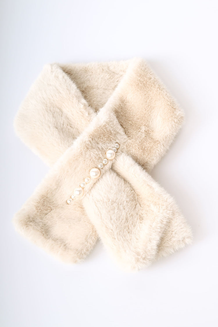 Sciarpa in faux fur con perle