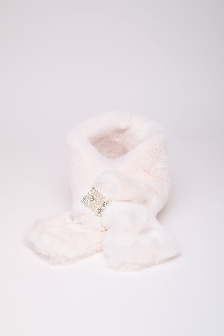 Sciarpa in faux fur con anello-gioiello