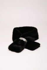 Sciarpa in faux fur con anello-gioiello