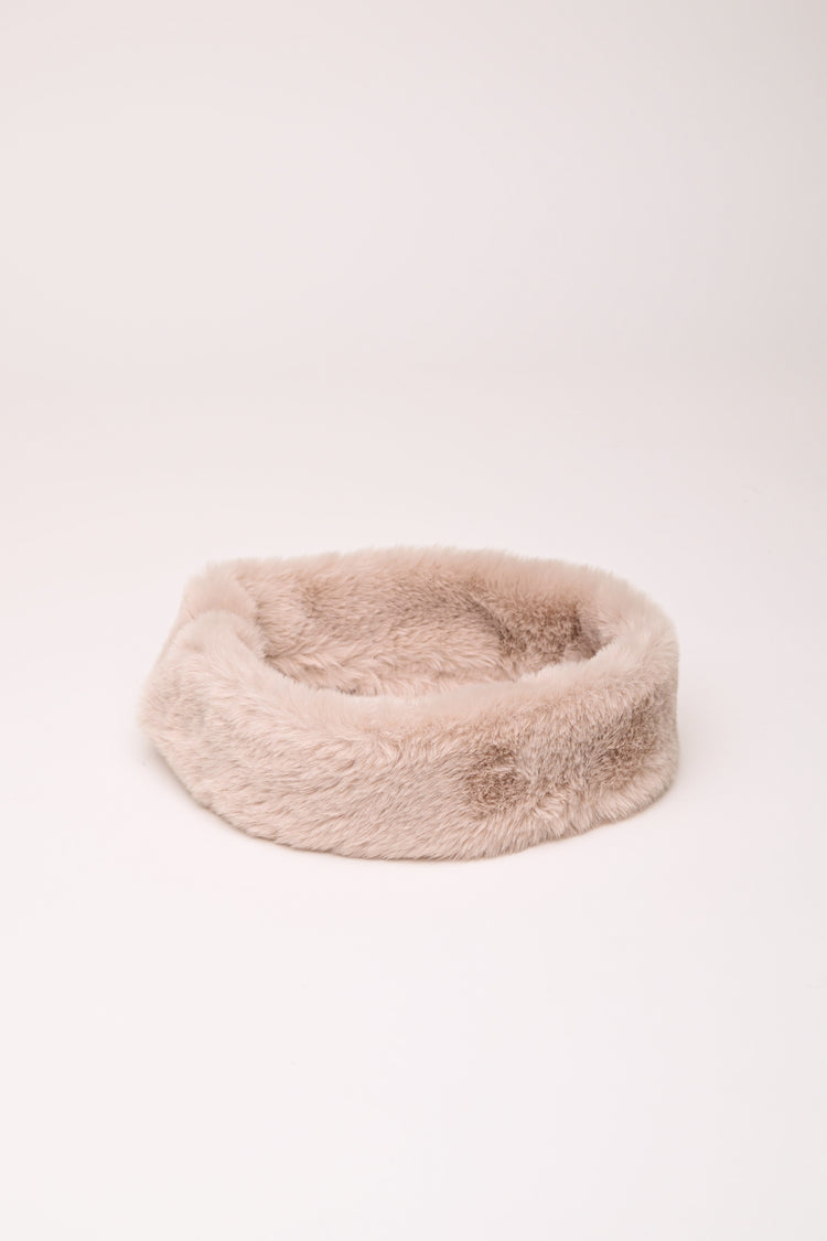 Fascia in faux fur