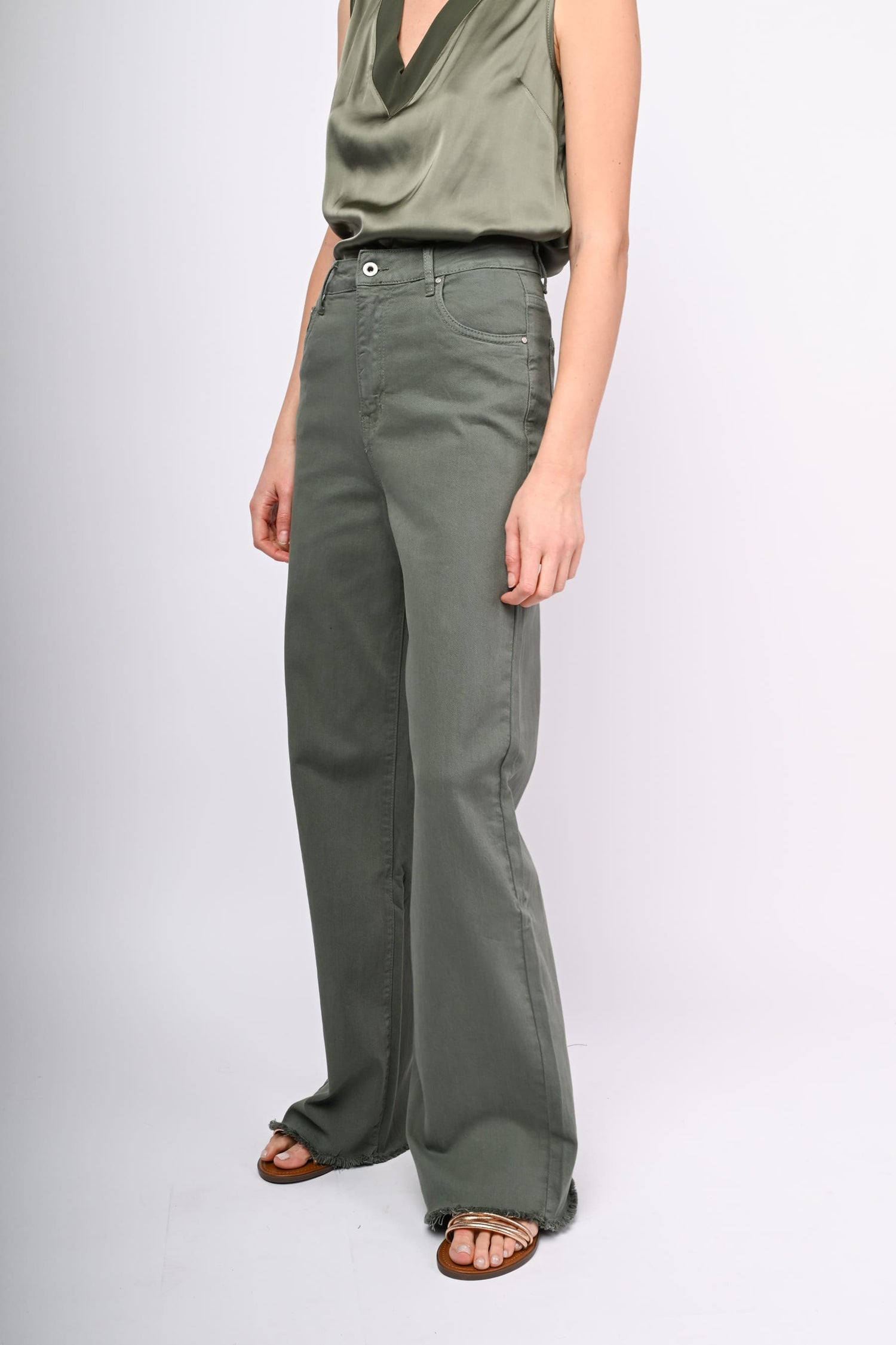 SJ983VM-24_3_3