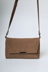 Borsa a tracolla in faux suede