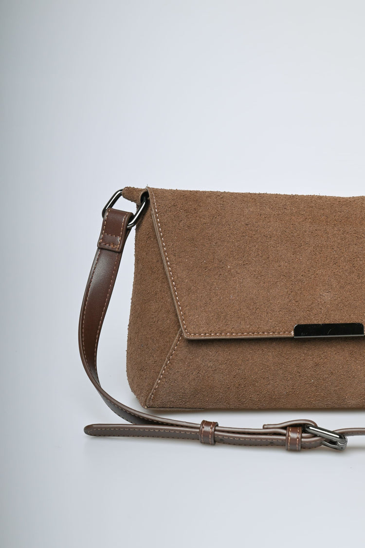 Borsa a tracolla in faux suede