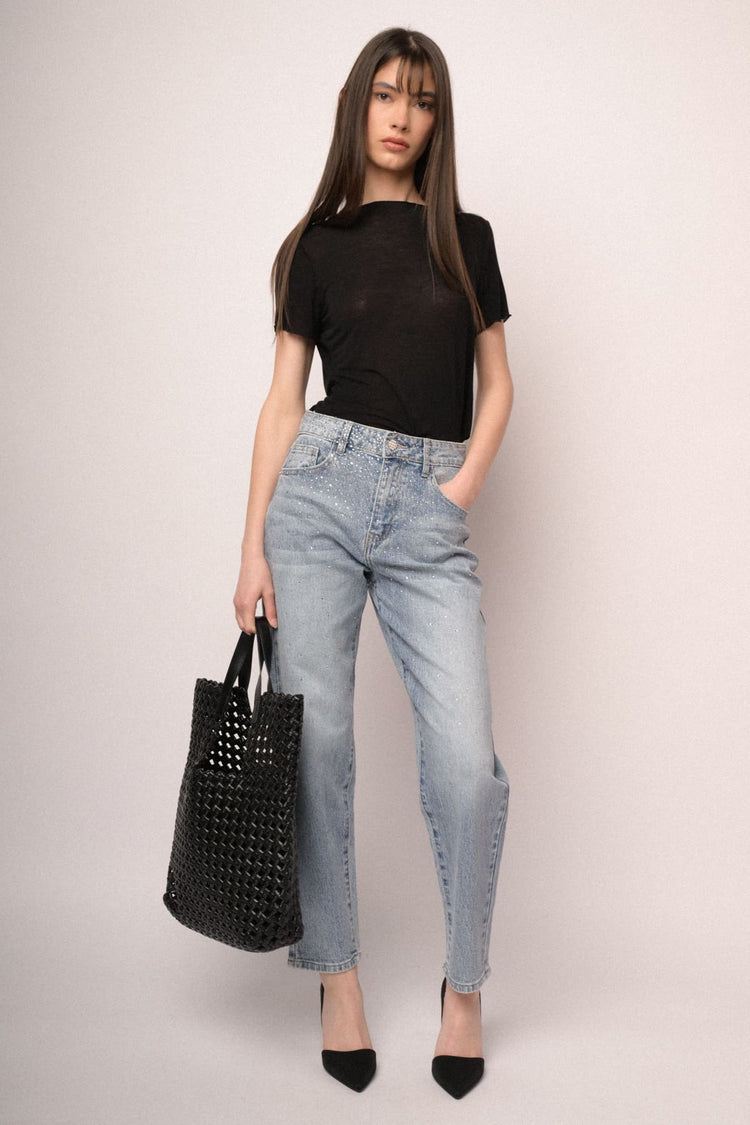 Jeans mom-fit con decorazione strass azzurro