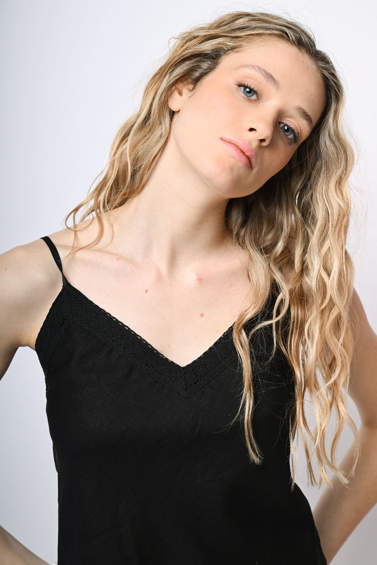 Top in lino e viscosa con pizzo