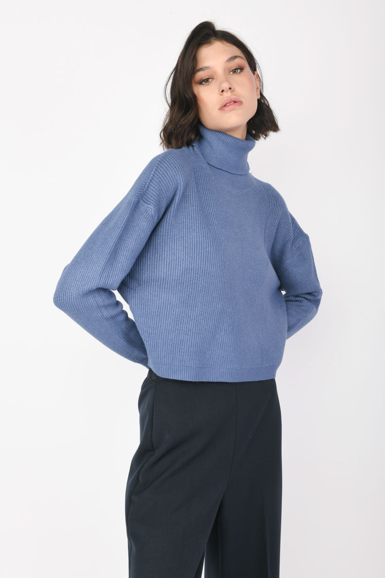 Dolcevita crop