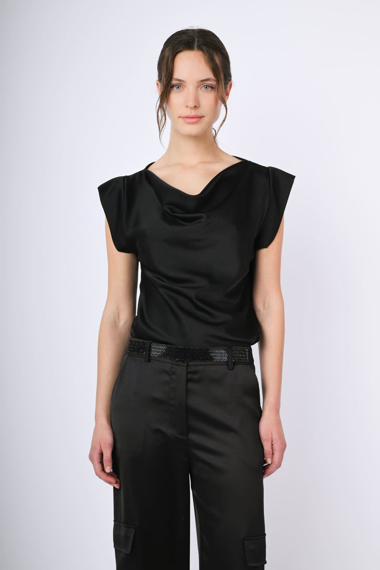 Top con scollo drappeggiato