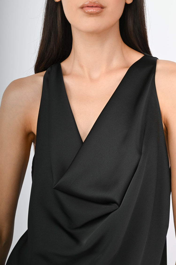 Top con scollo ad anello