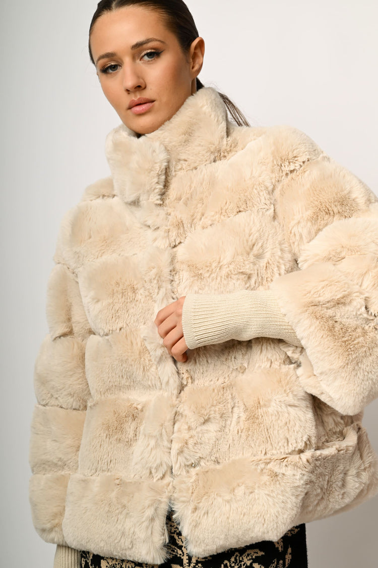 Giacca in faux fur trapuntata