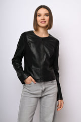 Giacca in similpelle con scollo tondo