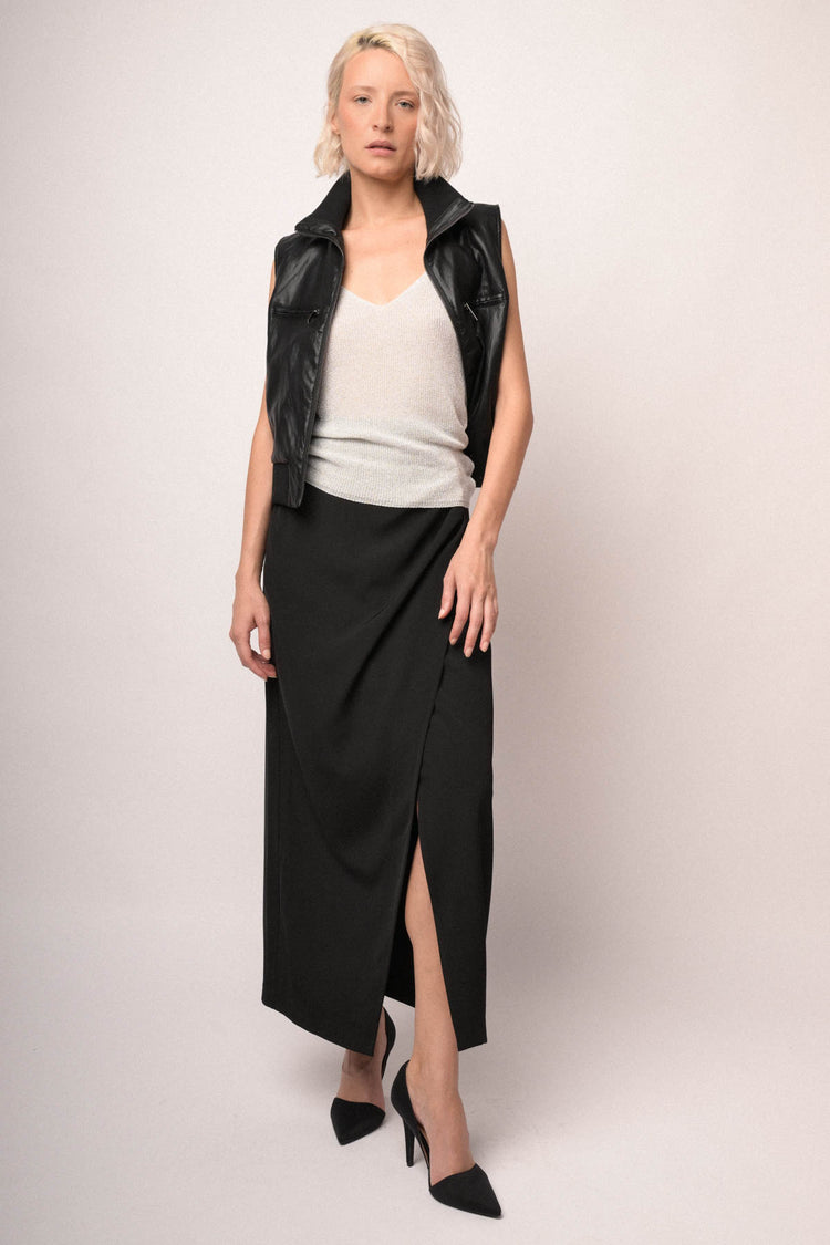 Gilet nero in similpelle