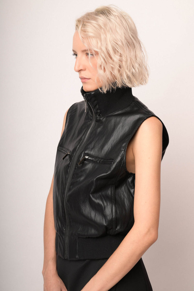 Gilet nero in similpelle