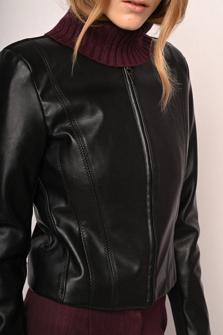 Giacca basic in similpelle