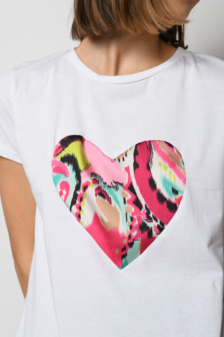 T-shirt a stampa cuore