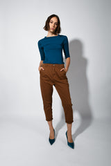 Pantaloni crop in cotone stretch