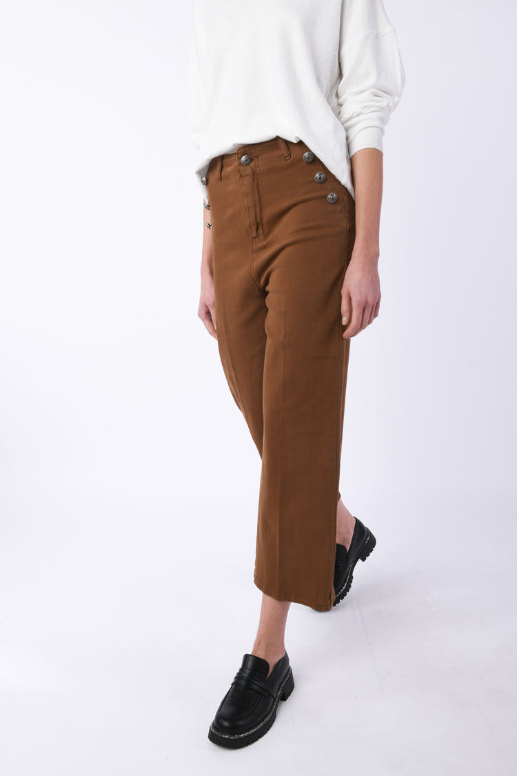 Jeans con bottoni