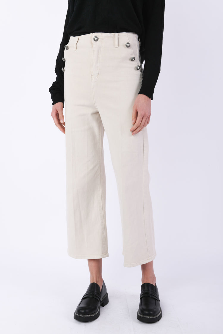 Jeans con bottoni