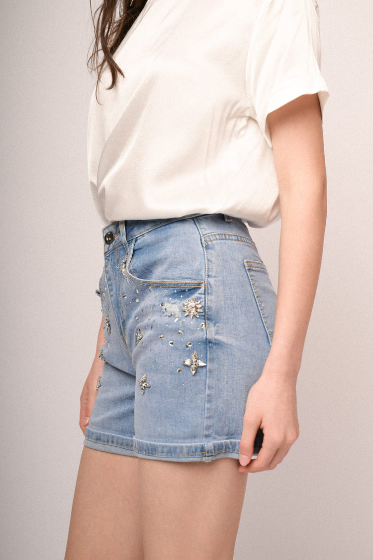 Shorts in denim denim azzurro con decorazione strass