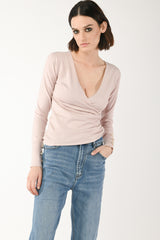 Pull con bottoni gioiello