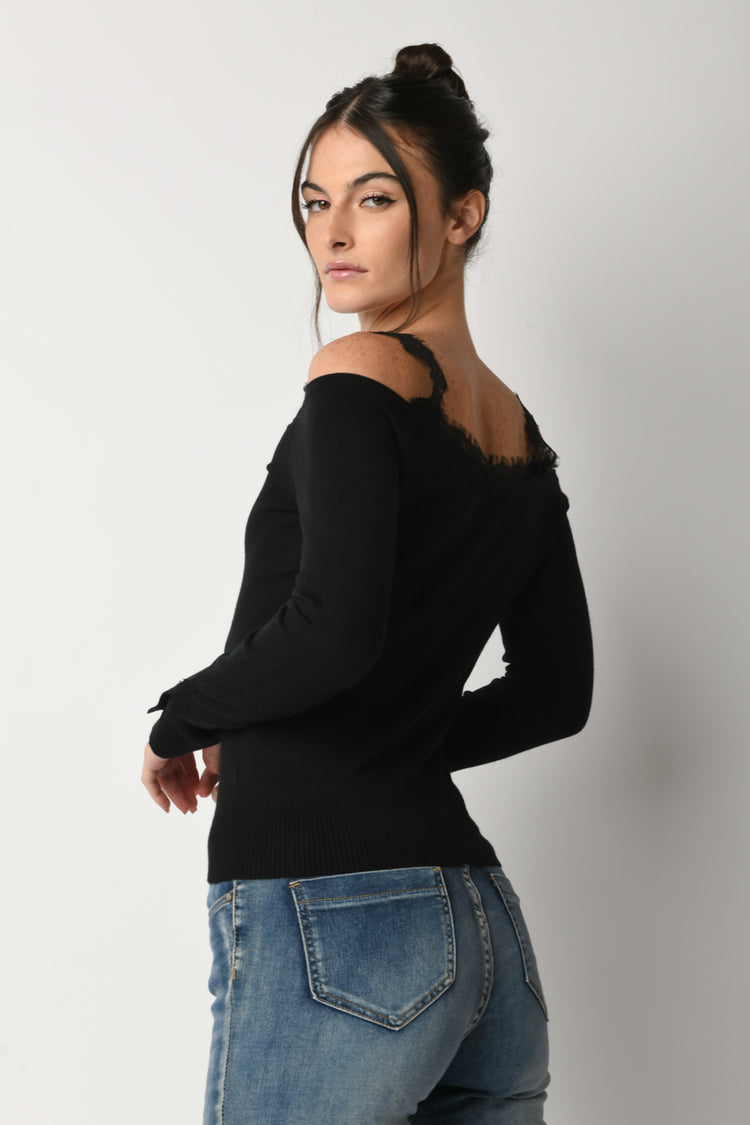 Pull con pizzo e strass
