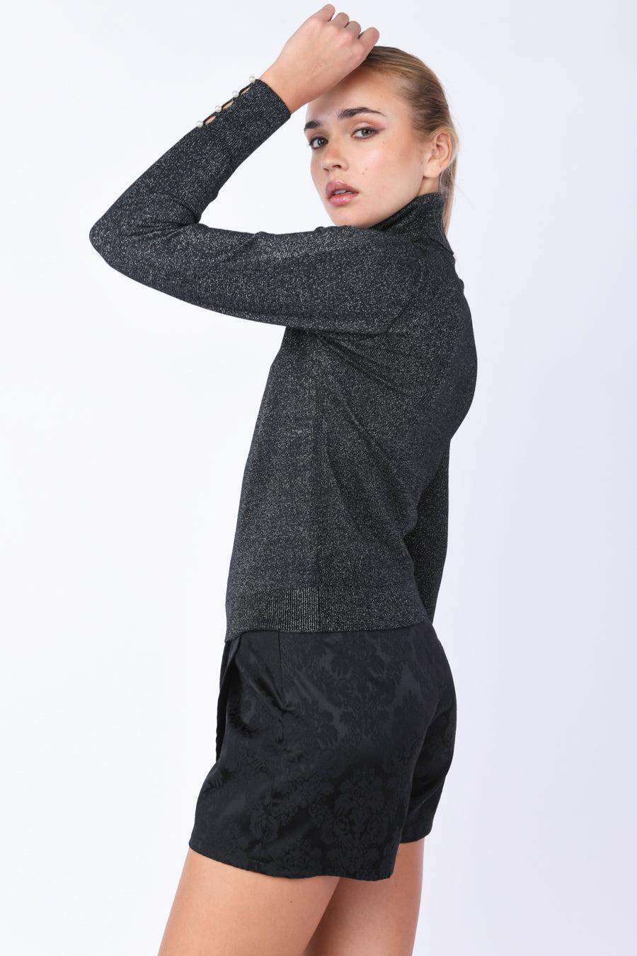 VG22141NE-23_3_3