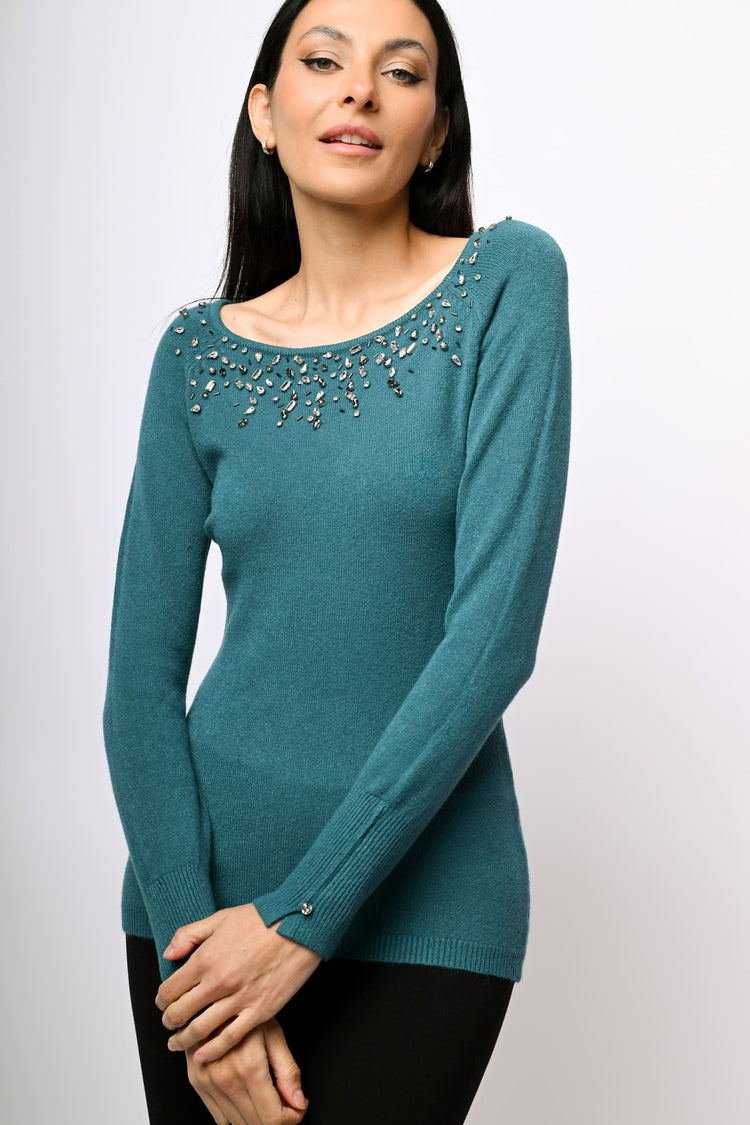 Pull con strass decorativi