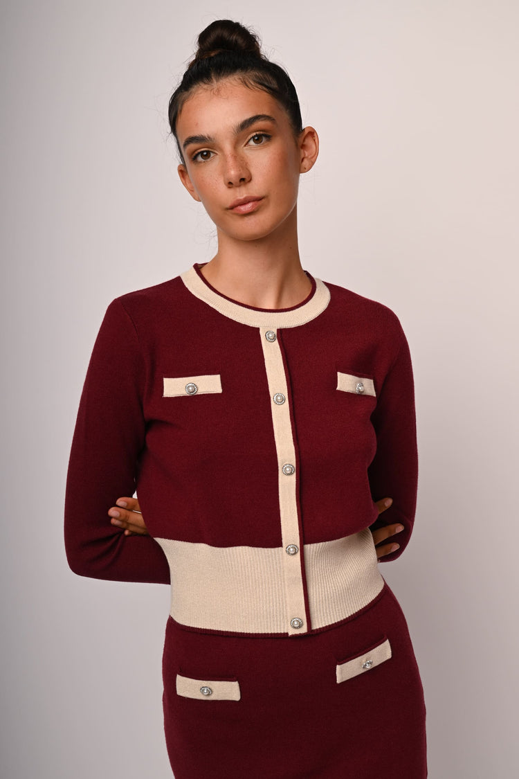 Cardigan con profili a contrasto e bottoni gioiello